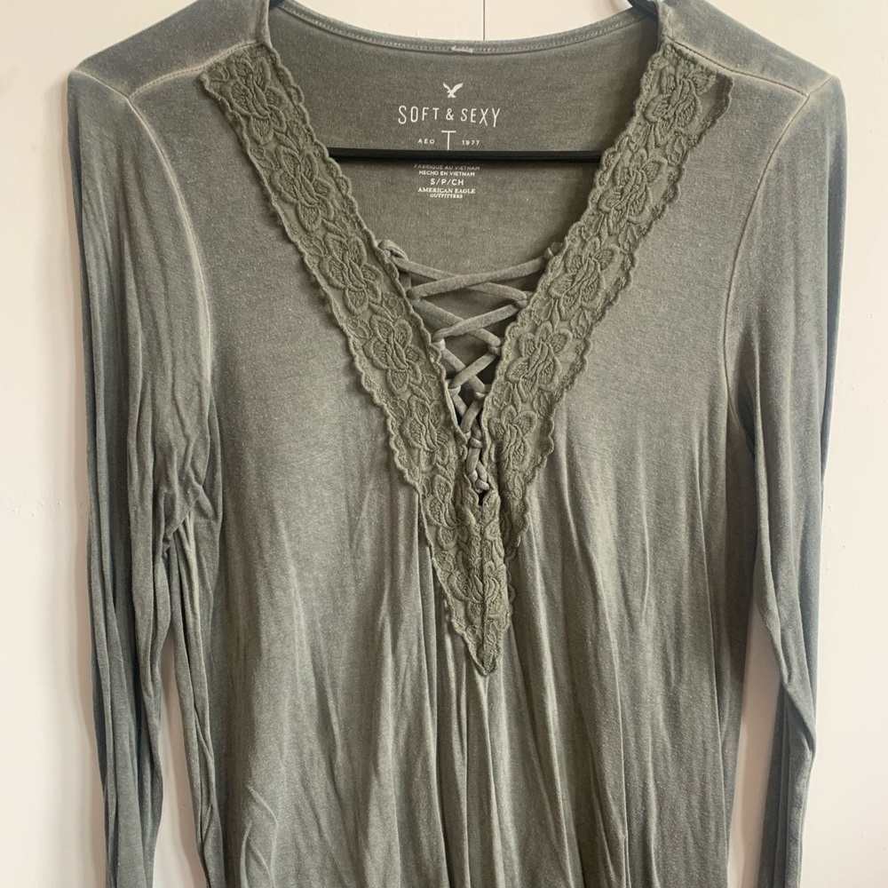 American Eagle Green Long Sleeve Top